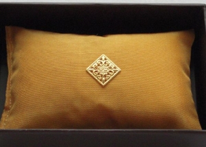 Cushion long with perfume